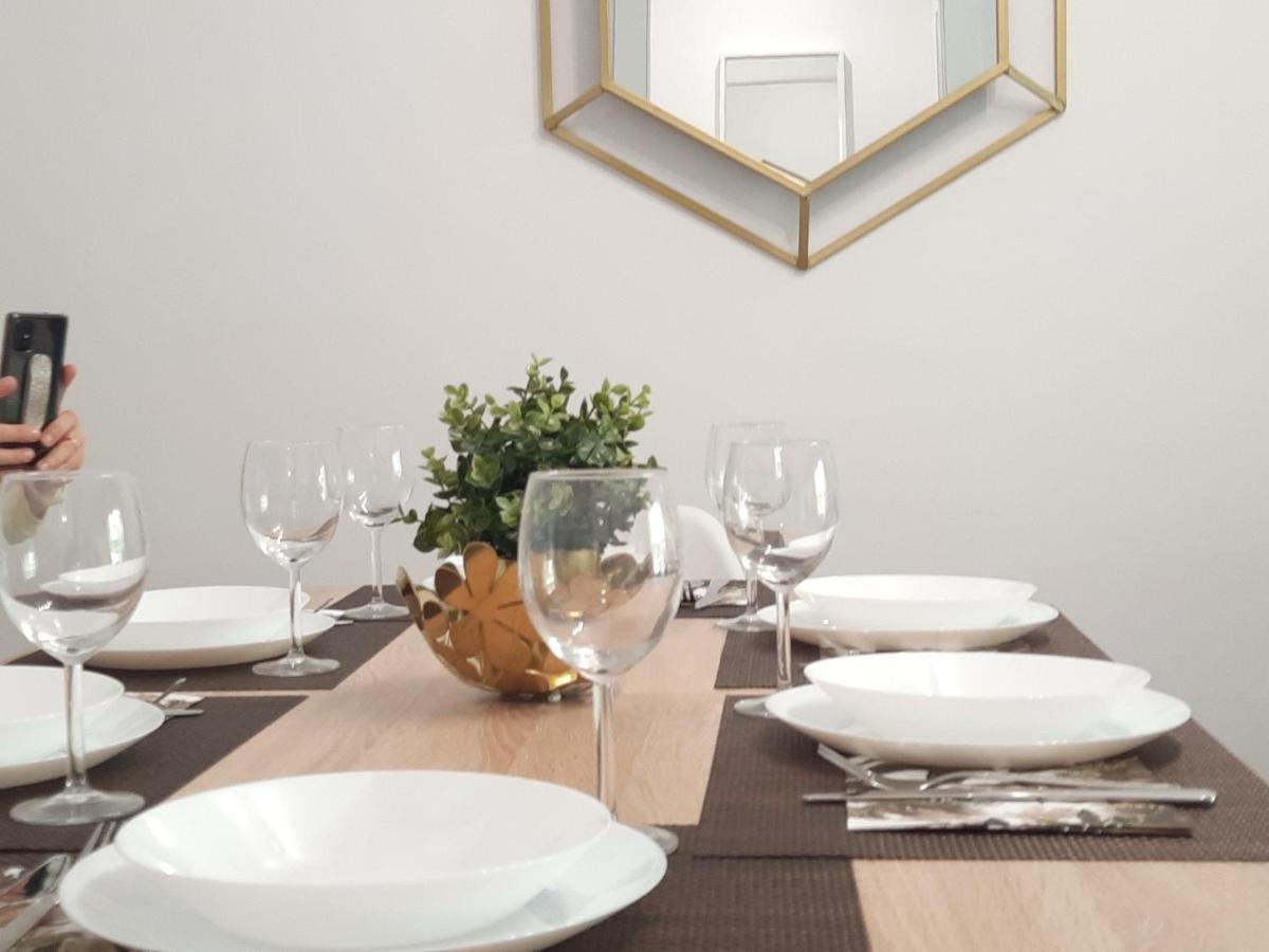Bsb - Dream Holidays Apartment 살루 외부 사진