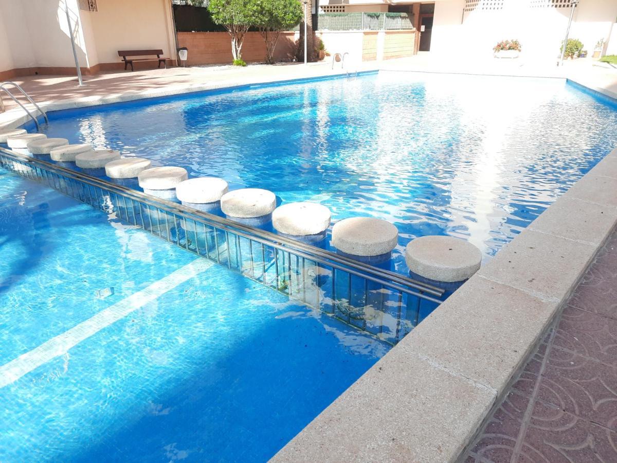 Bsb - Dream Holidays Apartment 살루 외부 사진