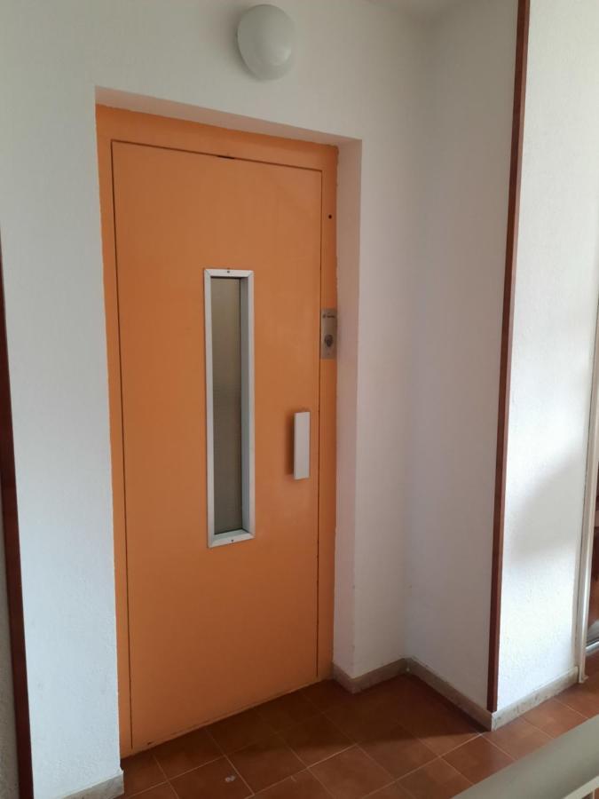 Bsb - Dream Holidays Apartment 살루 외부 사진